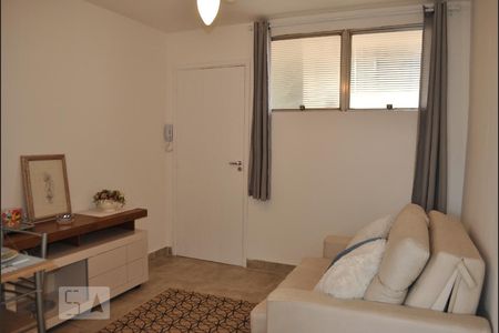Sala de apartamento para alugar com 1 quarto, 38m² em Liberdade, São Paulo