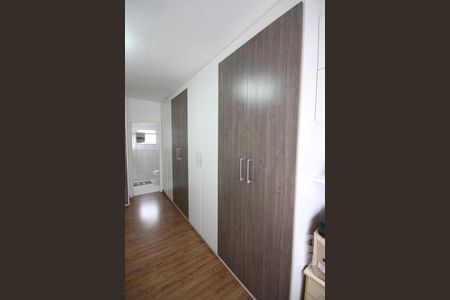 Casa de condomínio à venda com 237m², 3 quartos e 3 vagasSuíte 2