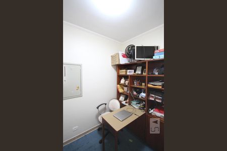 Casa de condomínio à venda com 237m², 3 quartos e 3 vagasEscritório