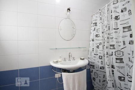 Casa de condomínio à venda com 237m², 3 quartos e 3 vagasSuíte 1