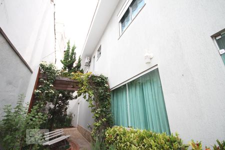 Casa de condomínio à venda com 237m², 3 quartos e 3 vagasÁrea comum