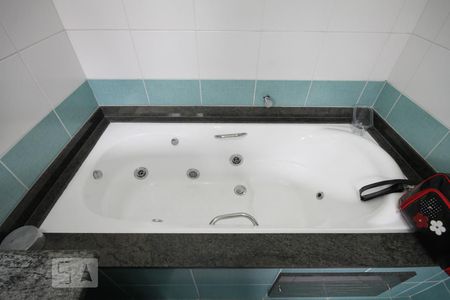 Casa de condomínio à venda com 237m², 3 quartos e 3 vagasSuíte 3