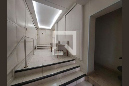 Apartamento à venda com 94m², 2 quartos e sem vagaHall de Entrada