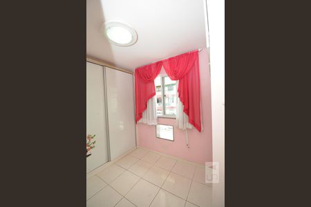 Apartamento à venda com 97m², 3 quartos e 1 vagaQuarto 2