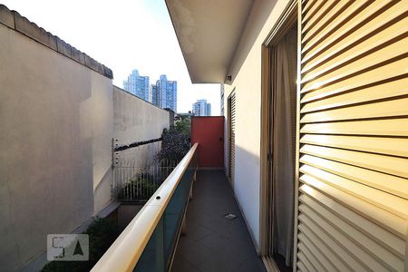 Apartamento à venda com 150m², 3 quartos e 3 vagasVaranda do Quarto 2