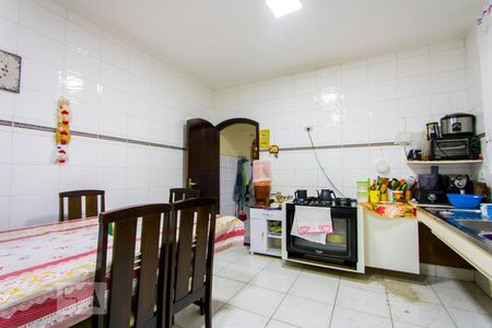 Casa à venda com 116m², 3 quartos e 2 vagasCozinha