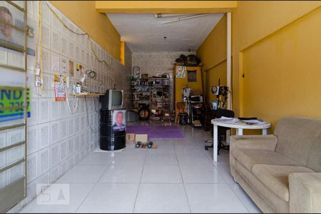 Casa à venda com 268m², 3 quartos e 4 vagasgaragem/loja