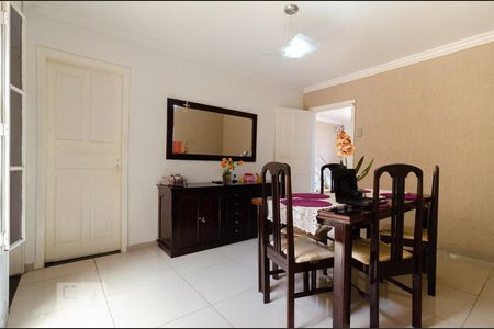 Casa à venda com 268m², 3 quartos e 4 vagasSala de Jantar