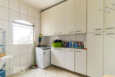 Apartamento à venda com 180m², 3 quartos e sem vagaÁrea de Serviço