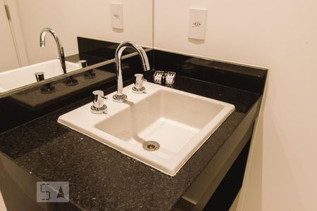 Banheiro Pia de kitnet/studio para alugar com 1 quarto, 25m² em Perdizes, São Paulo