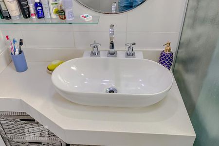 Apartamento à venda com 87m², 3 quartos e 2 vagasDetalhe Banheiro da Suite