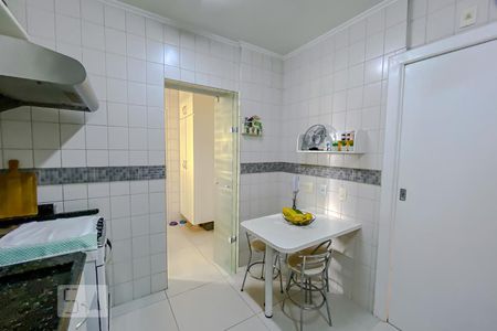 Apartamento à venda com 87m², 3 quartos e 2 vagasCozinha