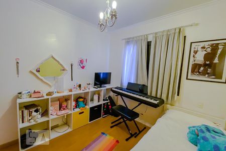 Apartamento à venda com 87m², 3 quartos e 2 vagasQuarto 2