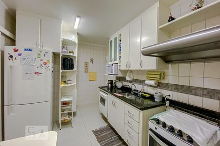 Apartamento à venda com 87m², 3 quartos e 2 vagasCozinha