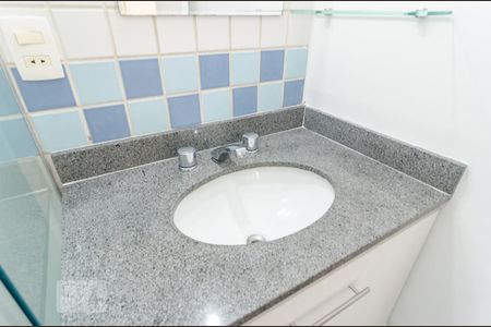 Apartamento à venda com 40m², 1 quarto e 1 vaga Apartamento à venda com 40m², 1 quarto e 1 vagaBanheiro Social