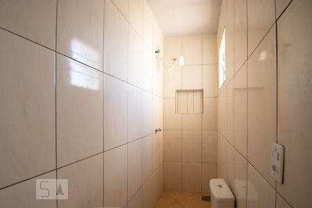 Banheiro de apartamento para alugar com 2 quartos, 55m² em Conjunto 1, Brasília