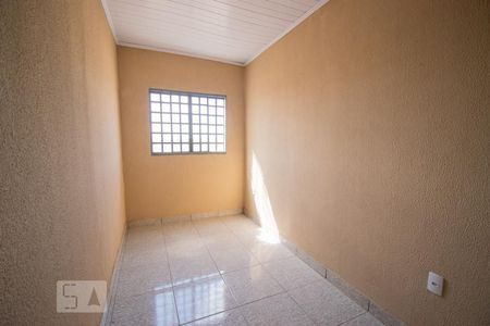 Quarto 2 de apartamento para alugar com 2 quartos, 55m² em Conjunto 1, Brasília