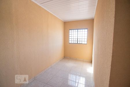 Quarto 2 de apartamento para alugar com 2 quartos, 55m² em Conjunto 1, Brasília