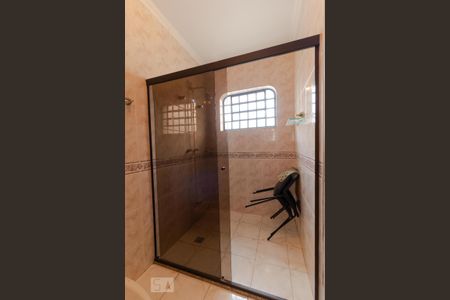 Casa à venda com 400m², 4 quartos e 2 vagas Casa à venda com 400m², 4 quartos e 2 vagasBanheiro da Suíte 02