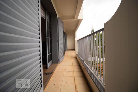 Casa à venda com 400m², 4 quartos e 2 vagas Casa à venda com 400m², 4 quartos e 2 vagasSacada das Suíte 01 e 02