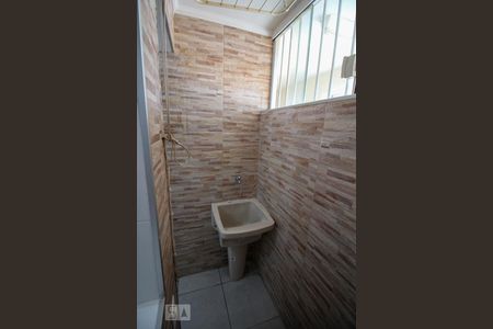 Apartamento para alugar com 64m², 2 quartos e sem vaga Apartamento para alugar com 64m², 2 quartos e sem vagaLavanderia