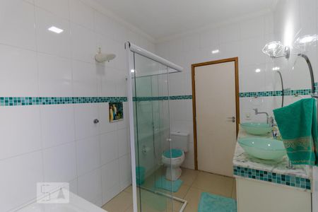 Casa à venda com 233m², 3 quartos e 3 vagas Casa à venda com 233m², 3 quartos e 3 vagasBanheiro da Suíte