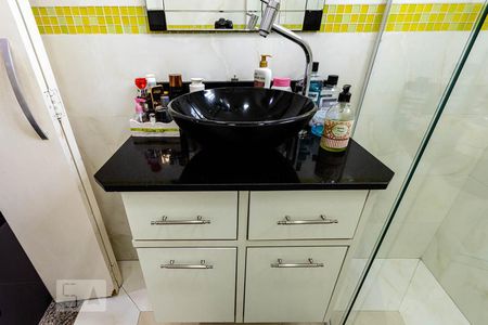 Casa à venda com 125m², 2 quartos e 1 vagaBanheiro 