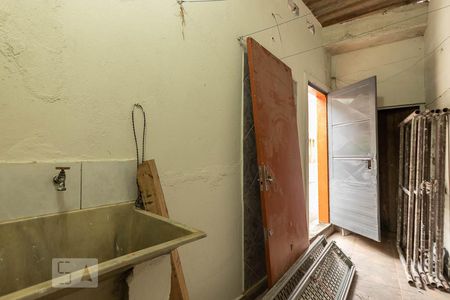 Casa à venda com 125m², 2 quartos e 1 vagaÁrea de serviço casa 2