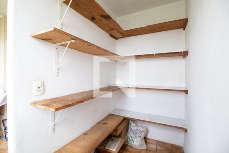 Apartamento à venda com 62m², 2 quartos e 1 vaga Apartamento à venda com 62m², 2 quartos e 1 vagaDespensa