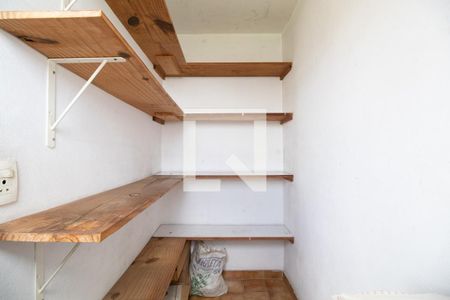 Apartamento à venda com 62m², 2 quartos e 1 vaga Apartamento à venda com 62m², 2 quartos e 1 vagaDespensa