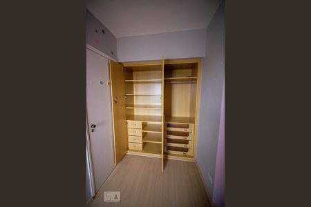 Quarto 1 de apartamento para alugar com 2 quartos, 60m² em Rio Pequeno, São Paulo