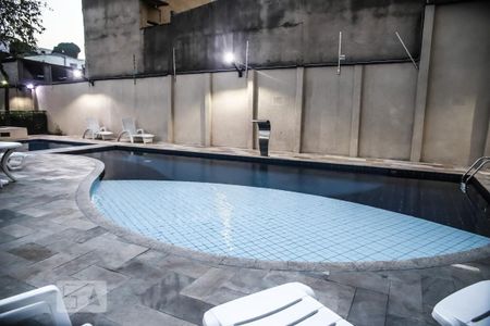 Apartamento à venda com 50m², 2 quartos e 1 vaga Apartamento à venda com 50m², 2 quartos e 1 vagaPiscina