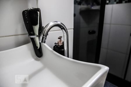 Apartamento à venda com 50m², 2 quartos e 1 vaga Apartamento à venda com 50m², 2 quartos e 1 vagaBanheiro