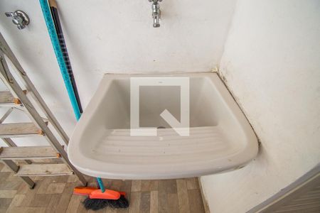 Casa à venda com 148m², 3 quartos e 3 vagas Casa à venda com 148m², 3 quartos e 3 vagasÁrea de Serviço