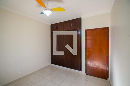Casa à venda com 148m², 3 quartos e 3 vagas Casa à venda com 148m², 3 quartos e 3 vagasQuarto 2