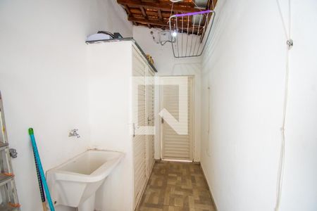 Casa à venda com 148m², 3 quartos e 3 vagas Casa à venda com 148m², 3 quartos e 3 vagasÁrea de Serviço