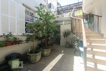 Casa à venda com 263m², 6 quartos e 3 vagasAREA COMUM