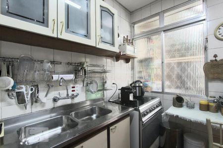 Casa à venda com 263m², 6 quartos e 3 vagasCOZINHA 2