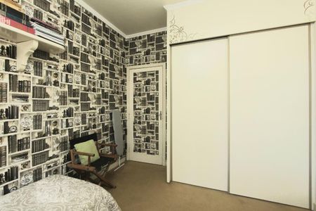 Casa à venda com 263m², 6 quartos e 3 vagasQUARTO 1