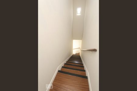 Casa à venda com 263m², 6 quartos e 3 vagasESCADAS