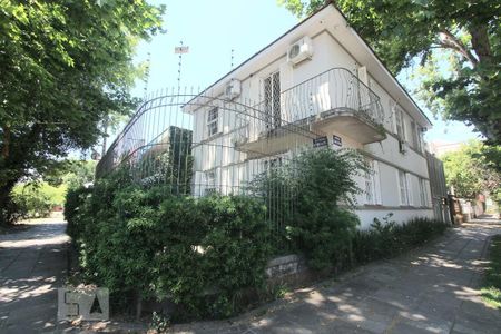 Casa à venda com 263m², 6 quartos e 3 vagasFACHADA