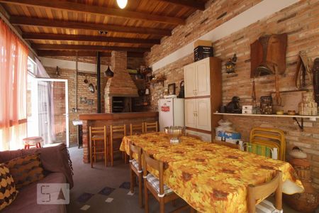 Casa à venda com 263m², 6 quartos e 3 vagasAREA GOURMET