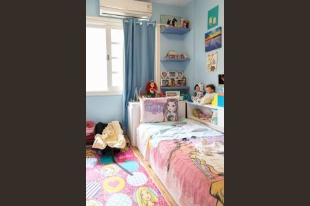 Casa de condomínio à venda com 236m², 2 quartos e sem vaga Casa de condomínio à venda com 236m², 2 quartos e sem vagaSuíte 1