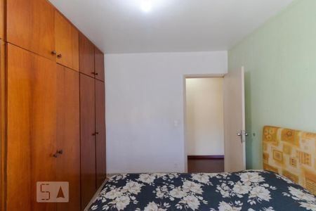 Apartamento para alugar com 76m², 2 quartos e 1 vagaQuarto 01
