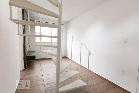 Sala 1 de apartamento para alugar com 2 quartos, 55m² em Cidade Líder, São Paulo