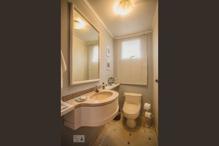 Apartamento à venda com 210m², 4 quartos e 3 vagas Apartamento à venda com 210m², 4 quartos e 3 vagasLavabo