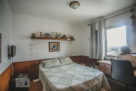 Apartamento à venda com 210m², 4 quartos e 3 vagas Apartamento à venda com 210m², 4 quartos e 3 vagasQuarto 3