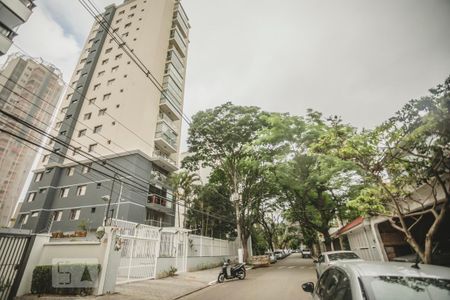 Apartamento à venda com 210m², 4 quartos e 3 vagas Apartamento à venda com 210m², 4 quartos e 3 vagasFachada