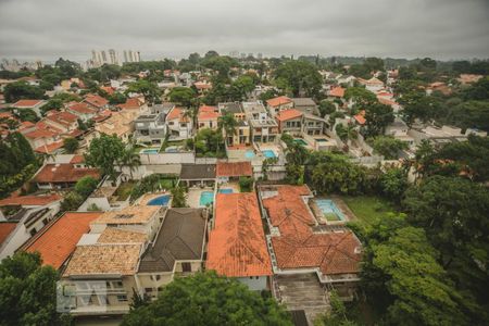 Apartamento à venda com 210m², 4 quartos e 3 vagas Apartamento à venda com 210m², 4 quartos e 3 vagasVista