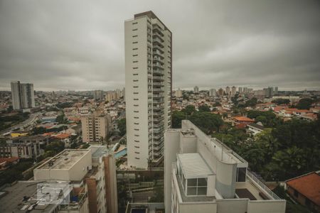 Apartamento à venda com 210m², 4 quartos e 3 vagas Apartamento à venda com 210m², 4 quartos e 3 vagasVista